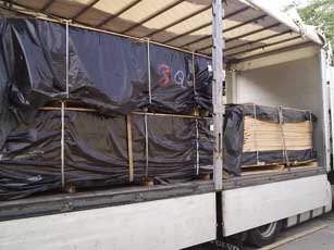 Veneer Loading on Truck